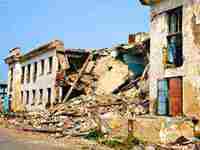 梦见自己在地里摘红辣椒(梦见自己在地里摘红辣椒意味着什么)