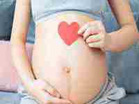 单身梦见自己怀孕是啥预兆(单身未婚梦见自己怀孕)