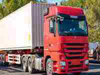 梦见鞋底(梦见鞋底和鞋面分开了)