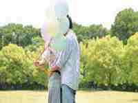 梦见赶飞机时间紧迫(梦见赶飞机时间紧迫最后赶上)