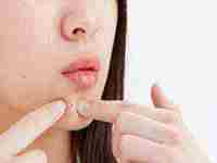 梦见爸妈来家里搬家具走(梦见爸妈来家里搬家具走了好不好)