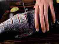 梦见很多花草盆栽(梦见很多花草盆栽很旺盛)