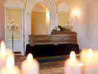 女人梦见和国家最高首领说话吃东西(女人梦见和国家最高首领说话)