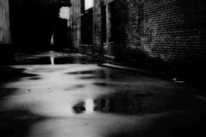 梦见别人满脸是血(周公解梦梦到别人满脸是血是什么意思)