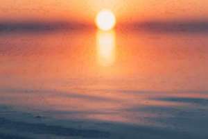 女人梦见牙齿全掉了(女人梦见牙齿全掉了有什么征兆)