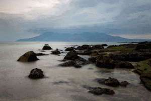 崊字不能用来起名字吗(崊字取名寓意)