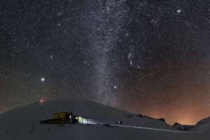 梦见给领导倒茶(梦见给领导倒水喝有什么预兆)