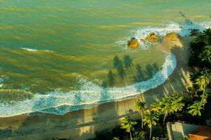 梦见已故的亲人说话(梦到已故的亲人说话会有什么预兆)