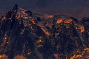 梦见女孩叫(梦见女人叫有什么预兆)