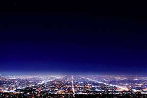 梦见打别人脸(梦见扇人家脸有什么预兆)