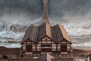 梦见被别人孤立(梦见自己被孤立遭排挤是什么预兆)