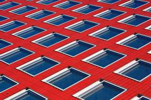 梦见衣服旧了(梦见自己的衣服旧了什么意思)