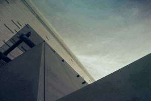 孕妇梦见吃巧克力(女人梦到吃巧克力是什么意思)