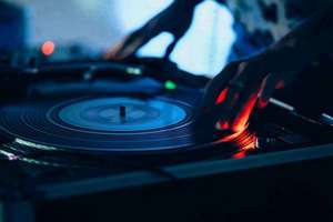 起名经典(300个智慧超群的名字)