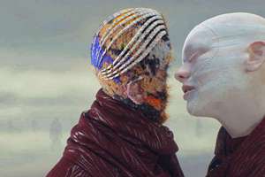 梦见蚕在爬(梦见蚕爬自己身上有什么预兆)