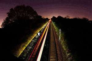 穿衣颜色每日五行搭配2024年2月24日(穿衣颜色每日五行搭配)