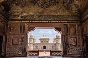 邸姓起名(姓邸叫什么名字好)